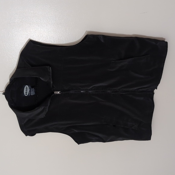 Brody| Vintage 90s Black Rubber Like Zippered Vest With Zippered Pockets - Picture 3 of 12